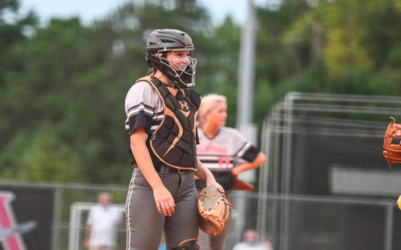 Read more about the article Softball’s Emma Bailey Named Athlete of the week.