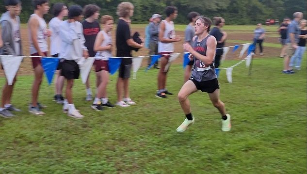 Read more about the article Cross Country’s Will Magee named Athlete of the Week